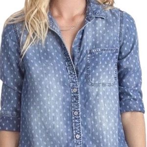 Anthropologie Cloth & Stone Chambray Print Button Down Shirt Blue Size Large